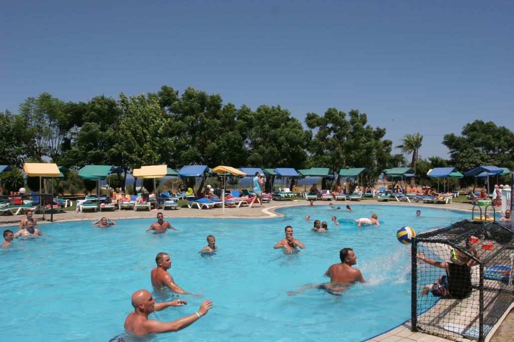 Maris Grand Waterpark Resort Protaras Exteriör bild