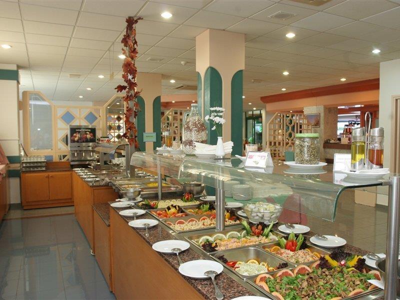 Maris Grand Waterpark Resort Protaras Exteriör bild
